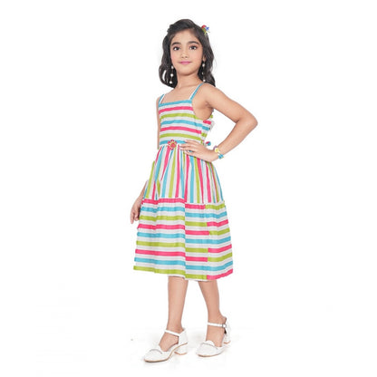 Generic Girl's Cotton Striped Sleeve Less Squre Neck Dress (Multicolor)